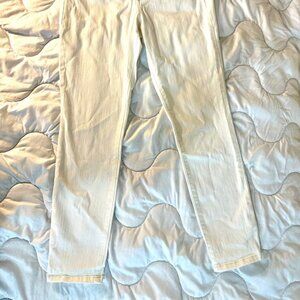 Jessica Simpson Jeans Size 8 Inseam 27 inches Rolled Crop Straight